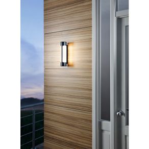 Outdoor Wall Light