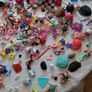 Huge LOL Dolls & Accesories Bundle Image 10
