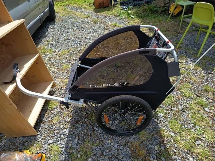 Burley Bee double bike trailer