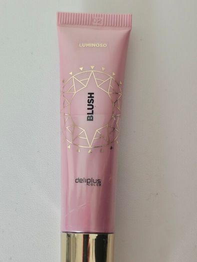 Fluid luminous face blush New