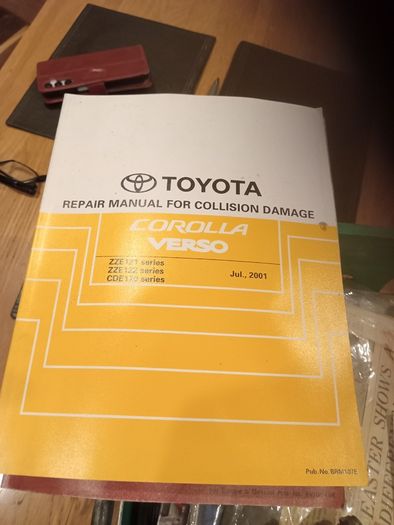 toyota books