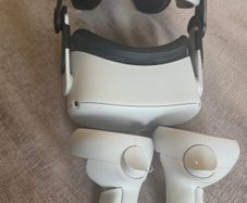 Meta Quest 2 with extension and carry case
