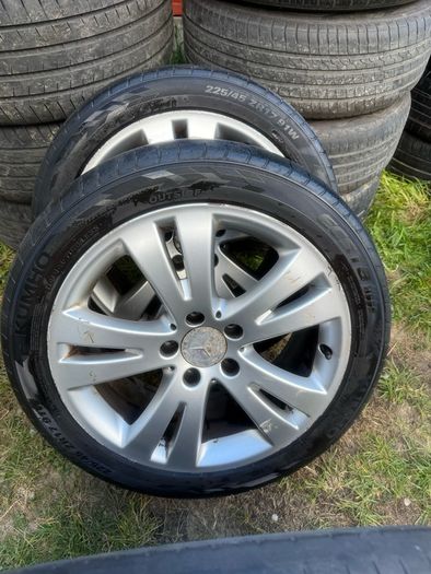 Alloys Mercedes 225/45/17 Geniune