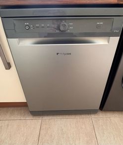 Hotpoint dishwasher, very good condition