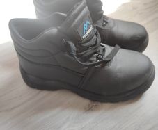 safety boots