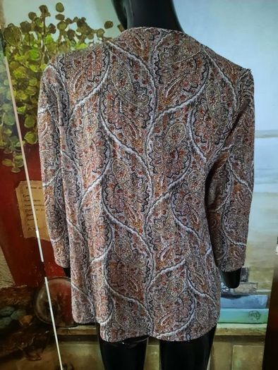 Bassini Two Piece Layered Top ,UK 16, Mint Condition