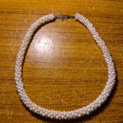 Vintage White Faux Pearl Necklace