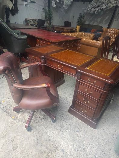 mahogany partners desk+captains chair