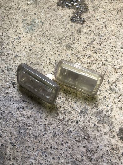 Vw mk2 golf side repeater indicators