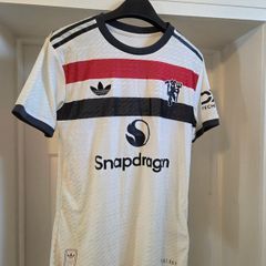 Replica Man Utd jersey