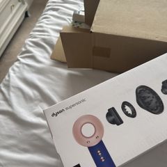 Dyson supersonic hairdryer