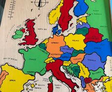 Wooden jigsaw -map of Europe