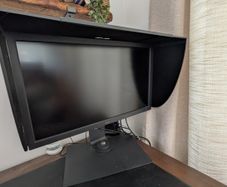 BenQ SW271C Professional Photography Monitor + X-Rite i1Display Pro Calibrator