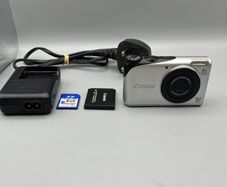 Canon PowerShot A2200 HD 14.1MP Digital Camera Silver and Black - Full Kit