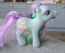 Dainty Daisy MLP G3 My Little Pony 2002