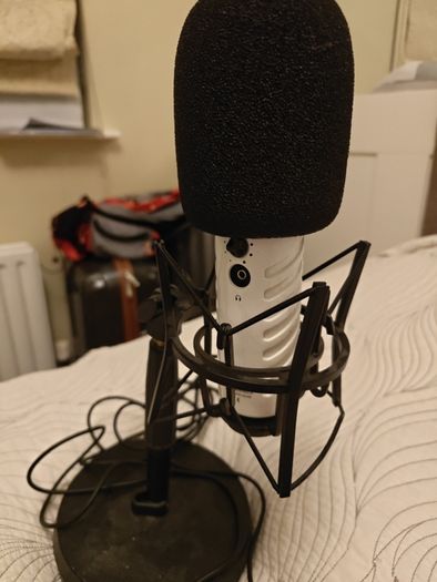 Rode podcaster usb mic & Audio-technica headphones
