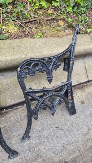iron cast garden bench sides