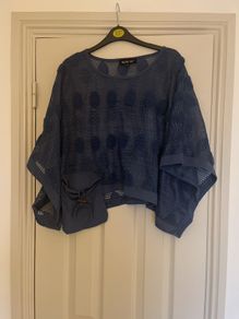 Neslay top size 1
