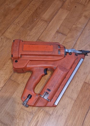 paslode im350 nail gun