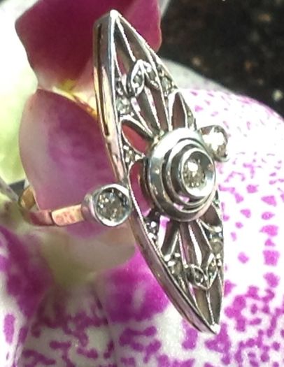Antique Art Deco Diamond Ring