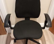 Ergonomic office chair
