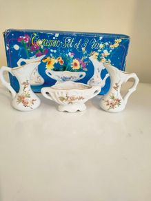 Vintage miniature vase set.