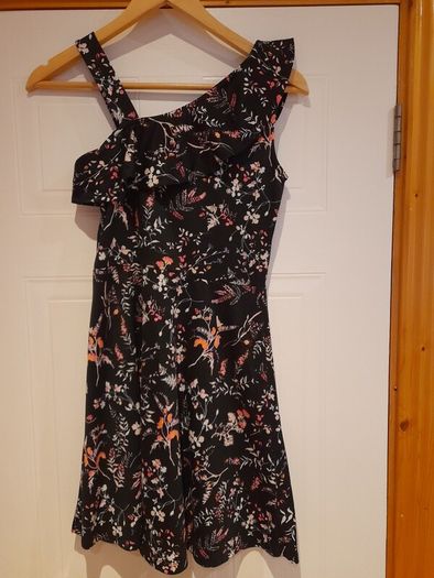 girls beautiful dress