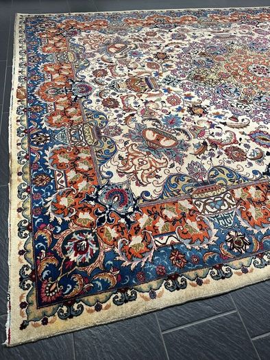 P.ersian Kasmir Rug (KaSig) ( 3.90 x 3.05cm)
