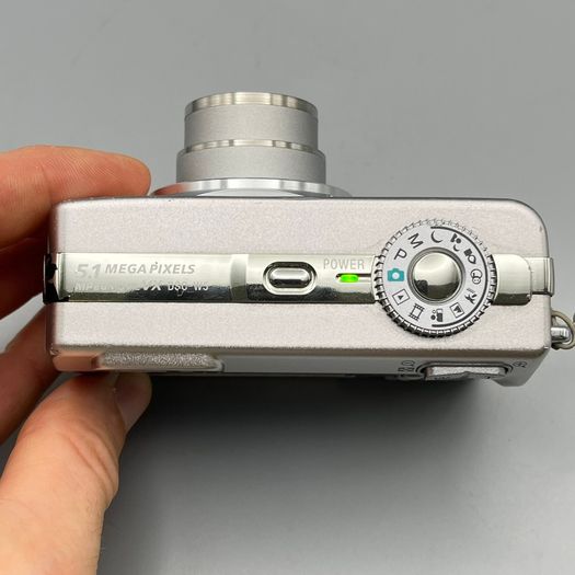 Sony DSC-W5 Cyber-shot 5.1MP Digital Camera Silver
