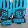 Chelsea goalie gloves Image 3