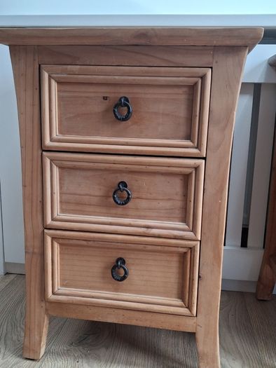 bedside lockers