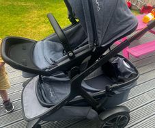 Nuna Demi Grow Double Buggy