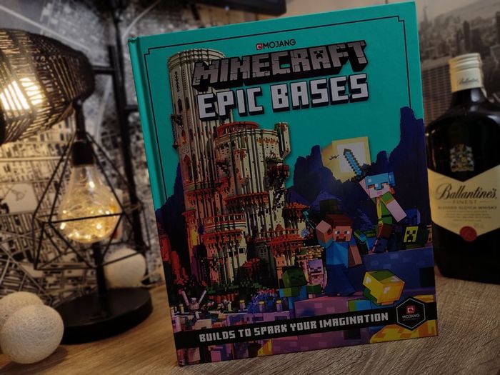 Minecraft Epic Bases: Builds To Spark Your Imagination ! Hardcover ! 2020 ! by Egmont !