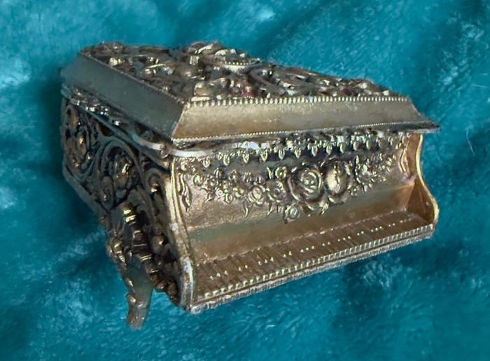 Vintage Grand Piano Jewelry Box, Gold Tone with Red Velvet Japan