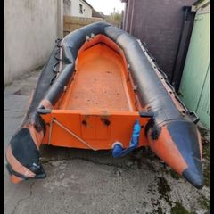 Fiberglass Hulls /Rib Needing Re-tube