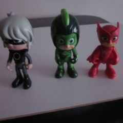 Disney PJ Masks Action Figures X3 Luna Girl 3",Super Moon Gecko 3" and