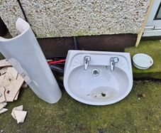 Large Bathroom Sink and pedestal free to take