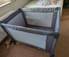 Baby elegance travel cot