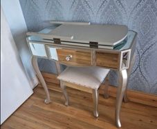 Beautiful mirrored dressing table with three fold mirror and stool.  Collection Mornington