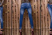 low rise jeans size 42/16