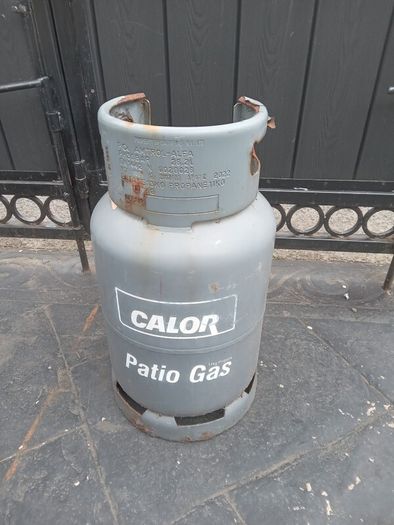 Patio gas bottle (full)