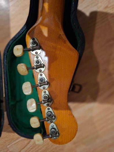 Old 1960's Hofner Selmer Strat with original case