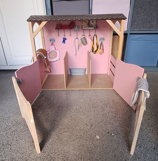 Our Generation Horse Stable