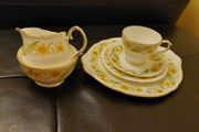 Duchess Bone China Green Sleeves