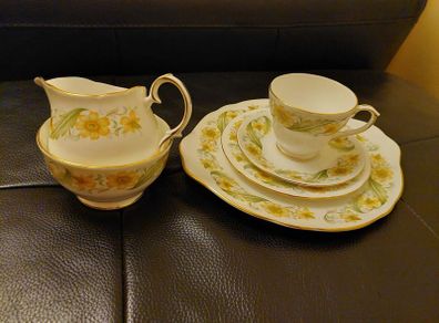 Duchess Bone China Green Sleeves