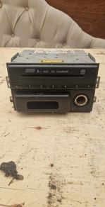 2003 nissan Xtrail 6 - disc cd changer