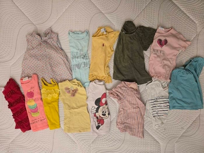 Size 2 Large bundle of girl's clothes. 24 months. Includes shipping