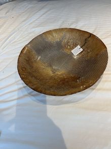 Gold decorative bowl