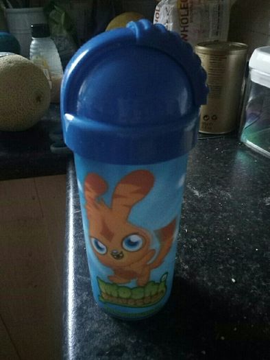 BNWT  Moshi Monster Beaker