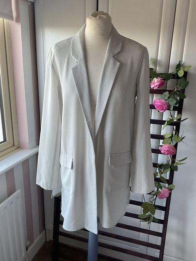 blazer bnwot grey shade layering jacket with side slits Experience of London range